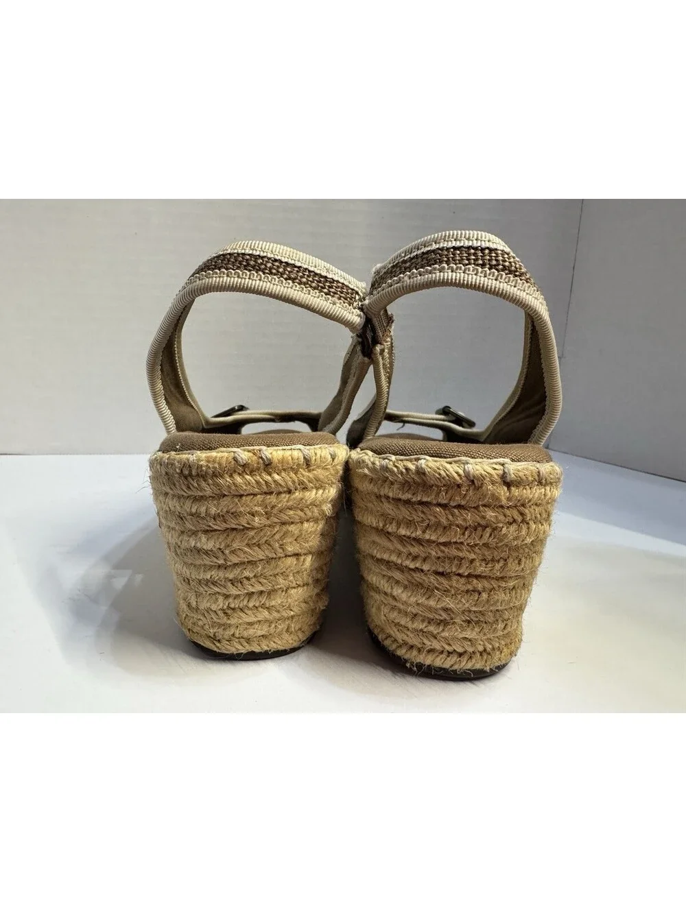 Naturalizer Women's Brown/Beige Comfy Straw Wedge Espadrille Sandals Size 8M
